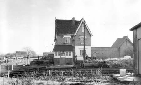 1977 Railway Station 02