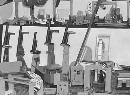 1944 Toy Making 06