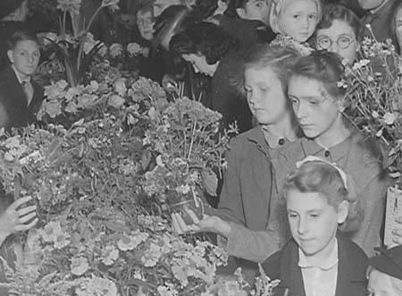 1943 Flower Show 02