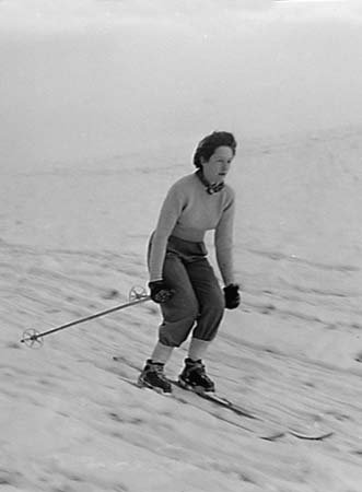 Skiers 1956 03