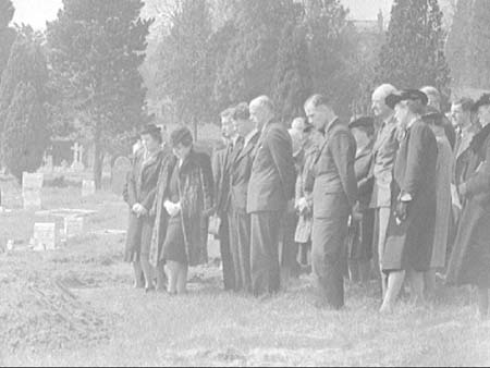 Funeral 1947.4084
