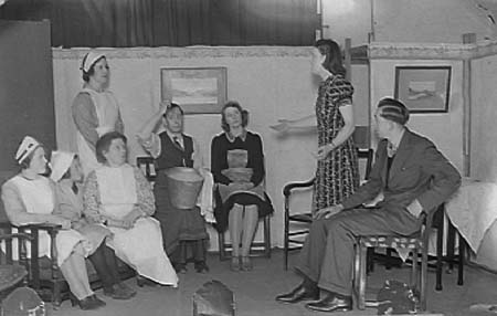 1940 Variety Show 02