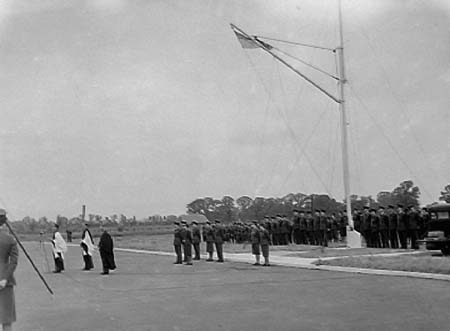 1942 WAAF Parade 01