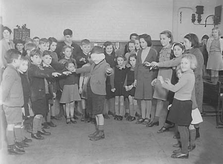 1943 School 04