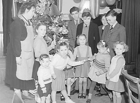 1949 Childrens Party 04