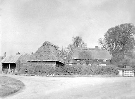 1945 Old Farm 01