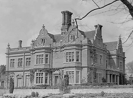 1946 The Manor 04