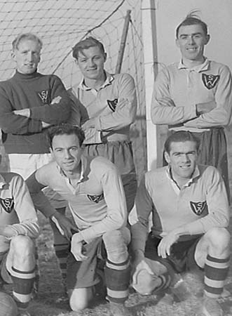 1947 Football Team 02