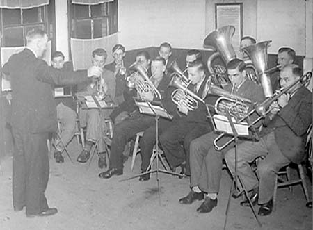 1948 Legion Band 01