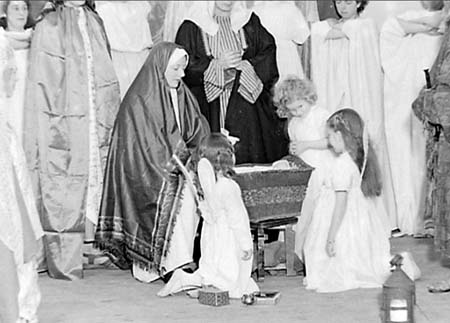 1948 Nativity Play 03