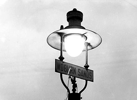 1948 Station Lamp 02